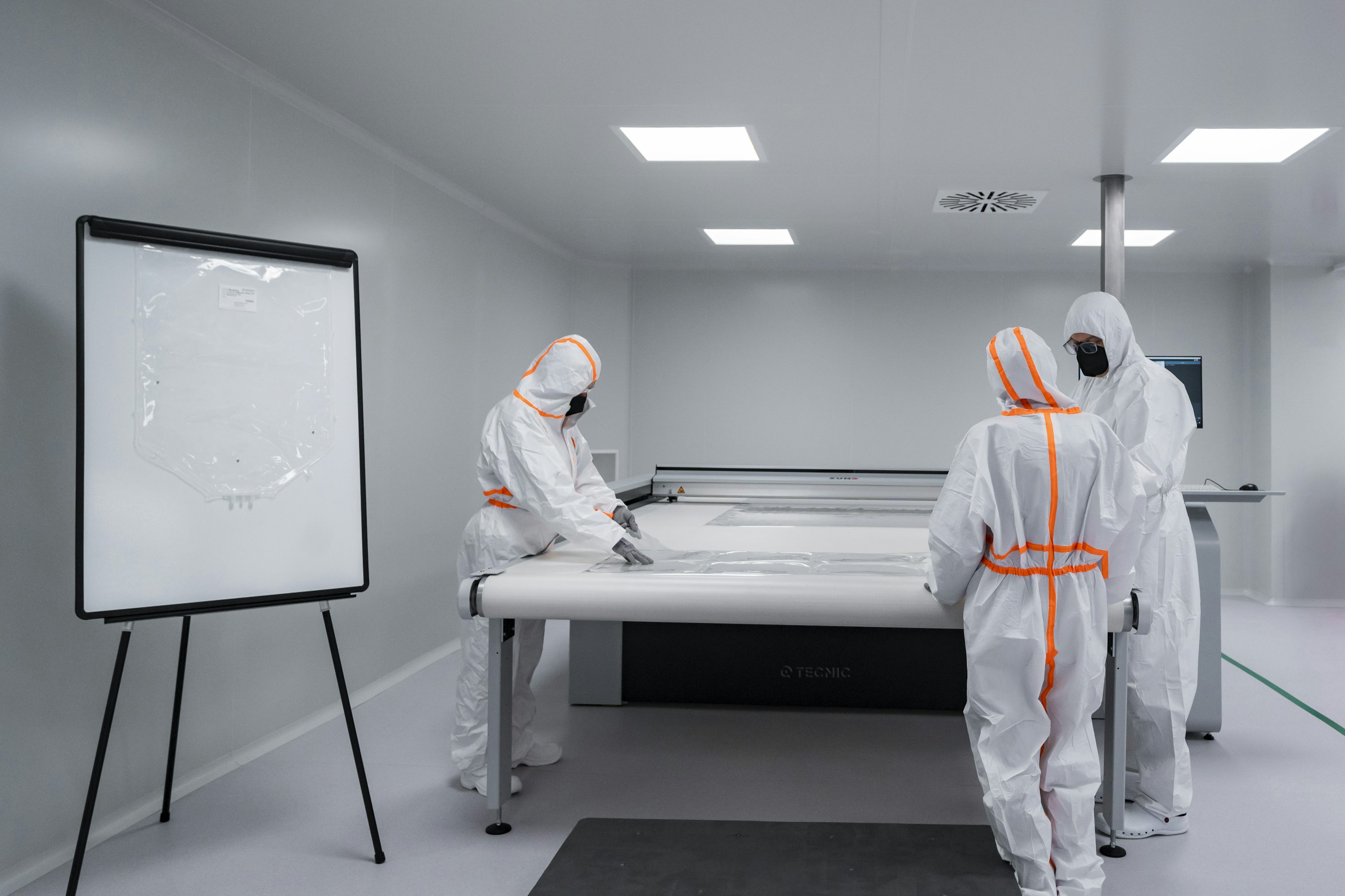 Khử khuẩn và kiểm soát côn trùng